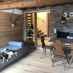 بيت للعطل Seehaus Am Hallstaetter